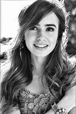 Lily-collins-2.jpg