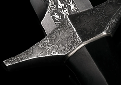 Damascus-steel-sword.webp