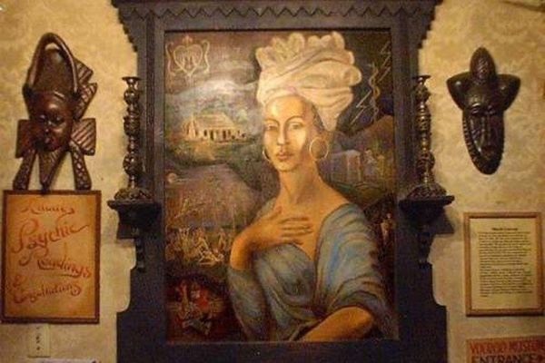 Marie LaVeau1.jpg